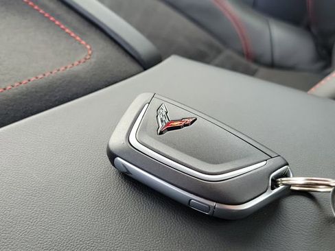 Used 2026 Chevrolet Corvette Z06 w/ Stealth Interior Trim Package RWD image 39