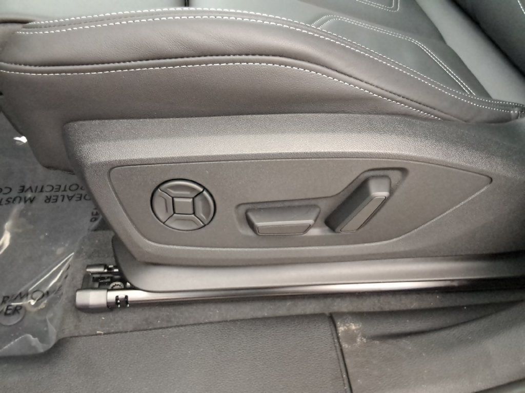 Used 2025 Audi Q3 2.0T Premium AWD/4WD image 22