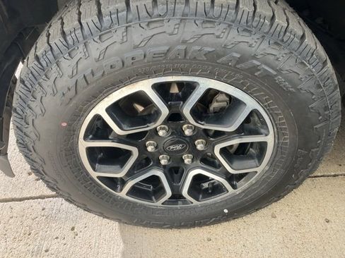 Used 2023 Ford F150 Lariat image 7