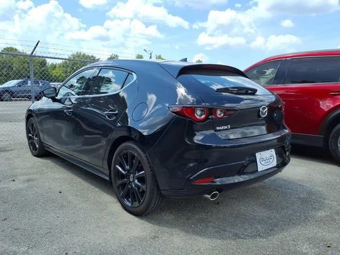 Used 2026 MAZDA MAZDA3 2.5 S Hatchback w/ Premium Pkg FWD image 4