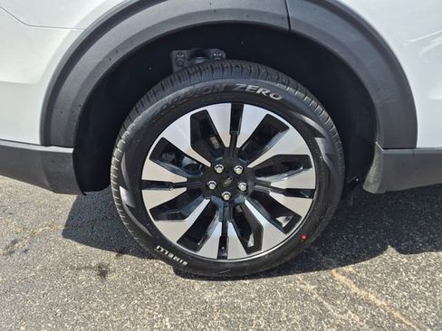 New 2026 Ford Explorer Platinum AWD/4WD image 36