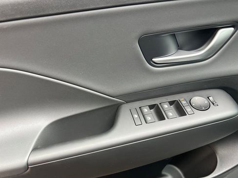 New 2026 Hyundai Kona Limited image 9