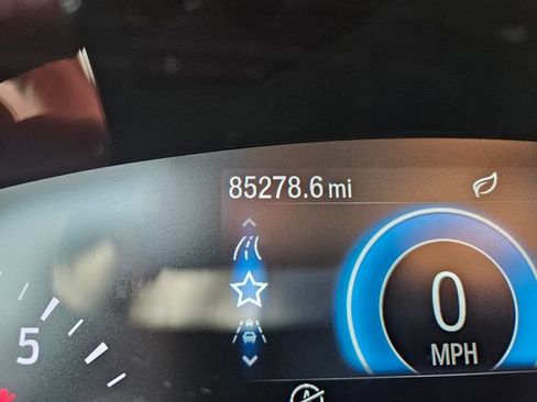 Used 2020 Ford Escape SEL FWD image 15