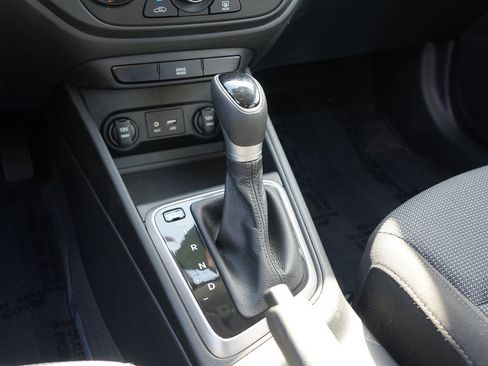 Used 2021 Hyundai Accent SE FWD image 25