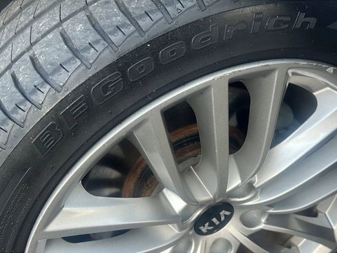 Used 2018 Kia Stinger RWD image 44