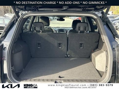 Used 2020 Chevrolet Equinox LT w/ Midnight Edition image 18