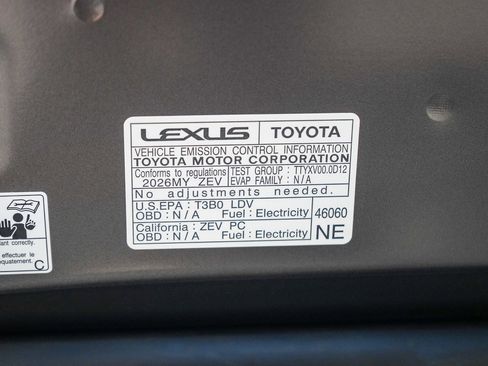 New 2026 Lexus ES 350e FWD image 27