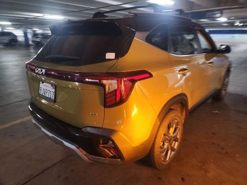 Certified 2024 Kia Seltos S image 3