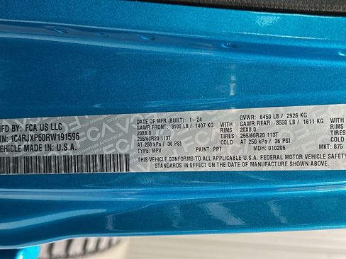 Used 2024 Jeep Wrangler Unlimited Sahara image 37