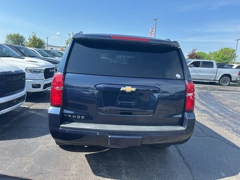 Used 2018 Chevrolet Tahoe LT w/ Luxury Package AWD/4WD image 3