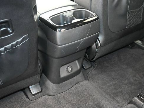 Used 2023 Kia Telluride S w/ S Sunroof Package FWD image 17