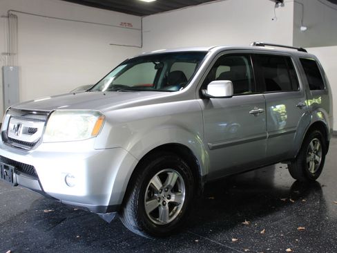 Used 2010 Honda Pilot EX image 6