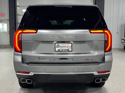 New 2026 GMC Yukon XL Denali image 4