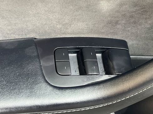 Used 2022 Tesla Model 3 Long Range AWD/4WD image 13