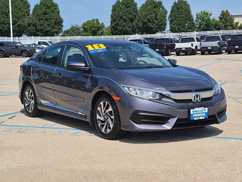 Used 2018 Honda Civic EX image 4