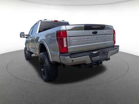 Certified 2022 Ford F350 Lariat w/ Tremor Off-Road Package AWD/4WD image 5