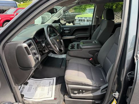 Used 2017 Chevrolet Silverado 1500 LT w/ All Star Edition AWD/4WD image 9