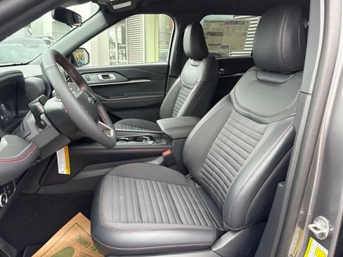 New 2026 Ford Explorer ST-Line AWD/4WD image 17