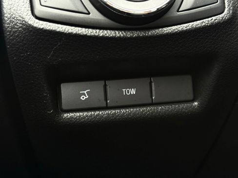 Used 2018 Ford Explorer Limited w/ Ford Safe & Smart Package image 34