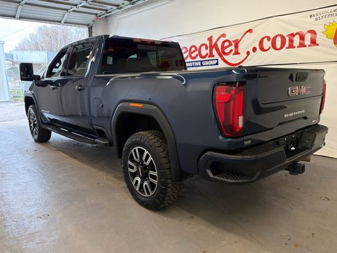 Used 2022 GMC Sierra 2500 AT4 w/ AT4 Premium Plus Package image 9