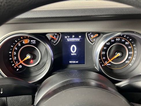 Used 2018 Jeep Wrangler Unlimited Sport image 11