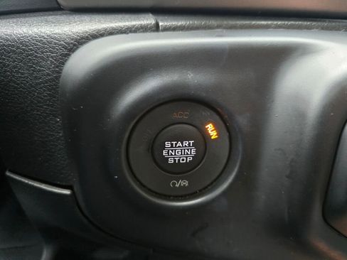 Used 2020 Jeep Wrangler Unlimited Sport S image 26