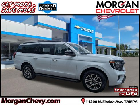 Used 2025 Ford Expedition Max Active AWD/4WD image 1