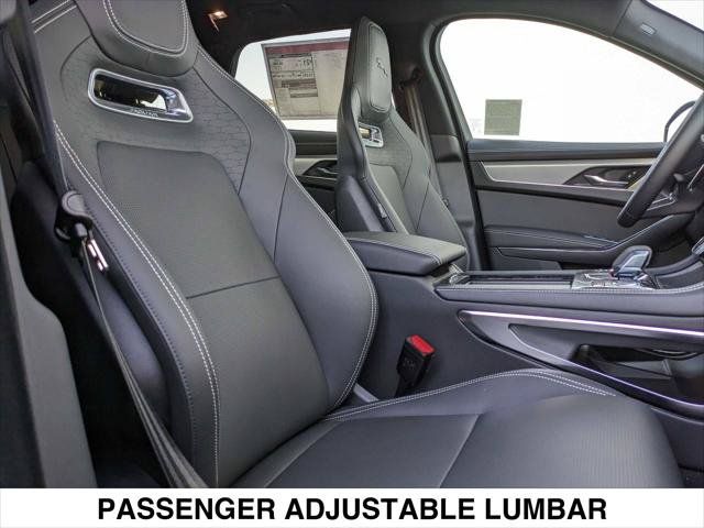 New 2024 Jaguar F-PACE R-Dynamic S AWD/4WD image 13
