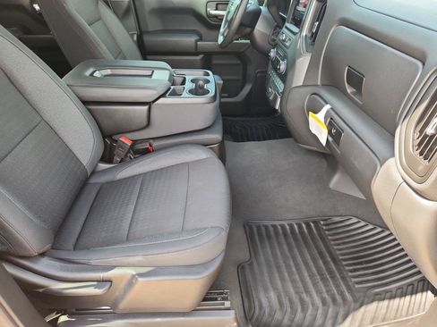 Used 2024 Chevrolet Silverado 1500 Custom RWD image 26