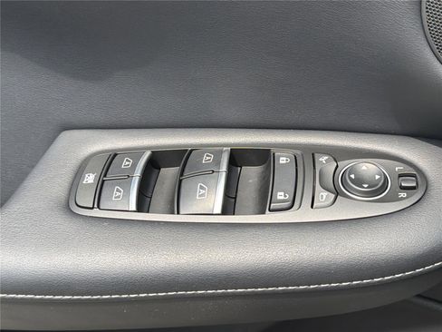 Used 2024 INFINITI QX50 Luxe AWD/4WD image 19
