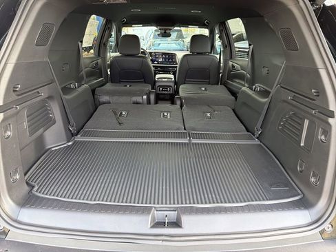 New 2026 Chevrolet Traverse LT w/ Midnight/Sport Edition image 41