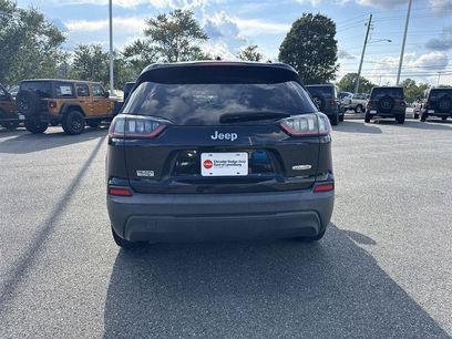 Used 2019 Jeep Cherokee Latitude w/ Cold Weather Group