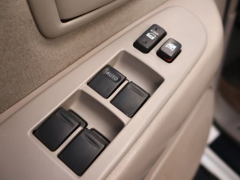 Used 2006 Toyota Tundra SR5 image 6