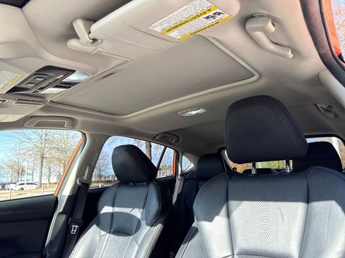 Used 2019 Subaru Crosstrek 2.0i Limited w/ Moonroof Package w/Navigation image 25