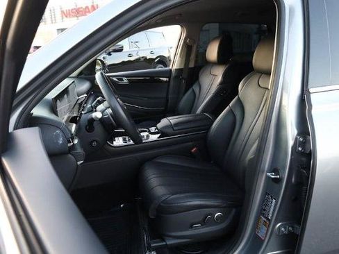 Used 2025 Genesis GV80 2.5T Standard AWD/4WD image 8