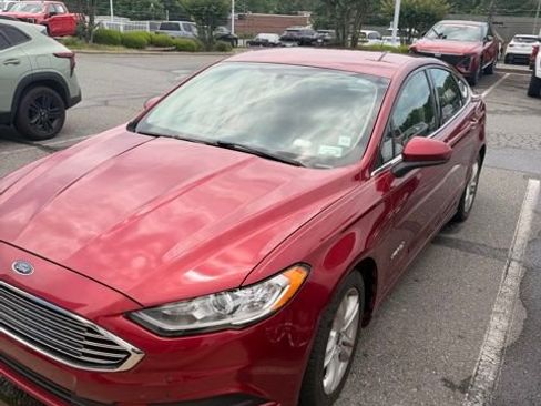 Used 2018 Ford Fusion S FWD image 2