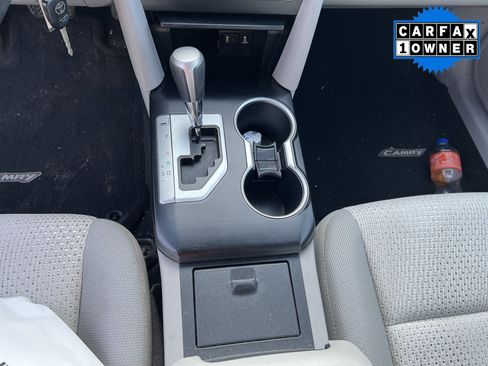 Used 2014 Toyota Camry LE FWD image 10