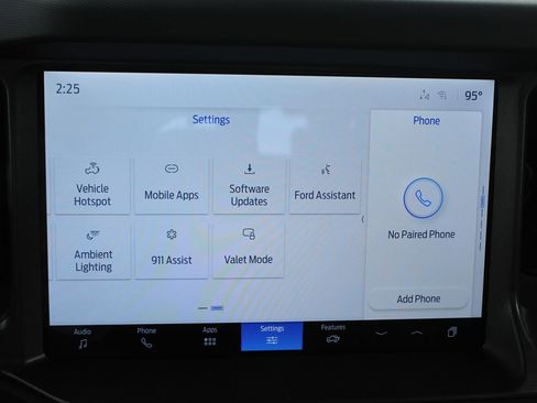 New 2025 Ford Bronco 4-Door image 32