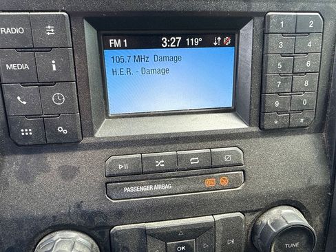 Used 2022 Ford F250 XL w/ Power Equipment Group AWD/4WD image 25