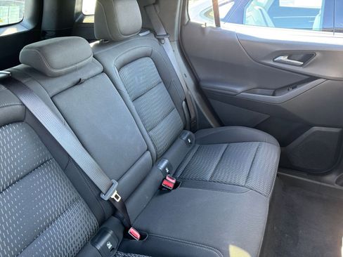 Used 2025 Chevrolet Equinox LT image 38