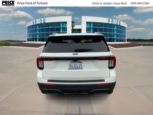Used 2025 Ford Explorer ST-Line w/ Premium Package image 6