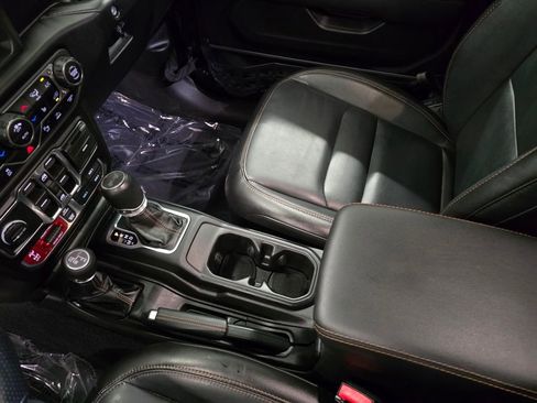 Used 2023 Jeep Wrangler Unlimited Rubicon 392 image 30