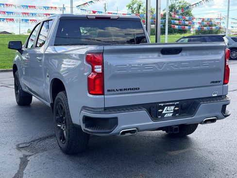 Used 2025 Chevrolet Silverado 1500 RST AWD/4WD image 7