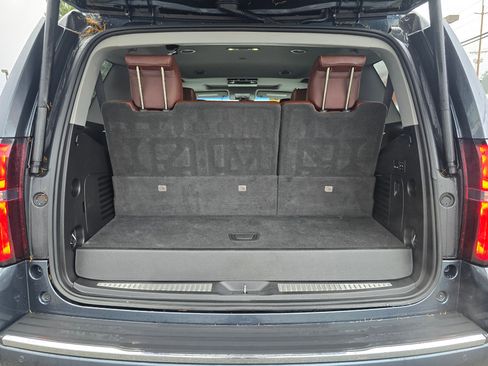 Used 2019 Chevrolet Tahoe Premier w/ Premier Plus Edition image 17