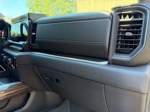Certified 2026 Chevrolet Silverado 1500 LT Trail Boss w/ LT Trail Boss Premium Package AWD/4WD image 27