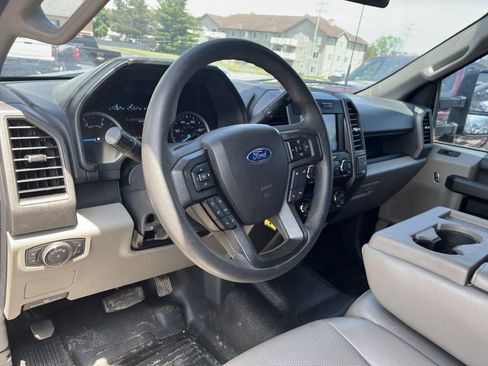 Used 2022 Ford F350 XL w/ Power Equipment Group AWD/4WD image 12