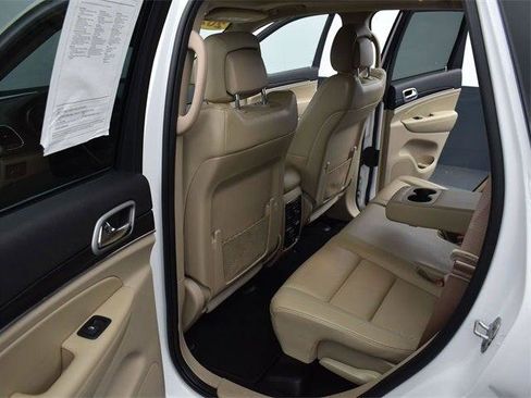 Certified 2020 Jeep Grand Cherokee Limited image 32