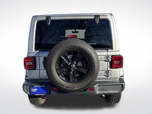 Used 2020 Jeep Wrangler Unlimited Sahara image 4