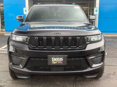 Used 2025 Jeep Grand Cherokee Altitude