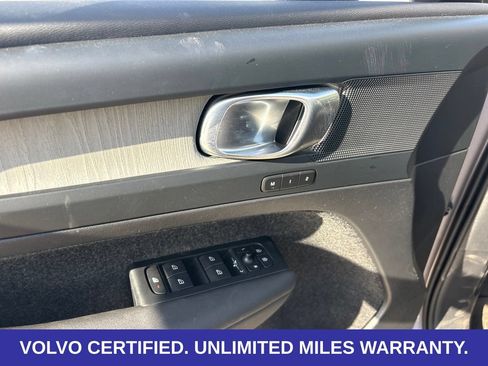 Used 2026 Volvo XC40 B5 Plus AWD/4WD image 15